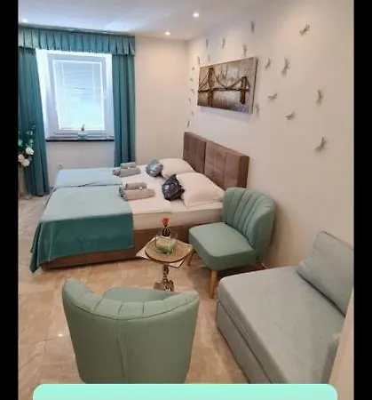 Nest דירה